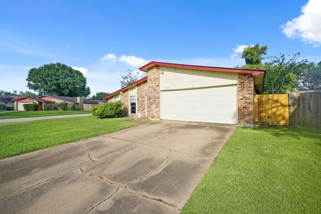 15822 Danford Drive, Houston, TX 77053