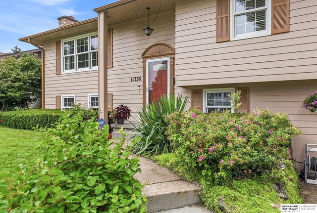 11336 Gold Street, Omaha, NE 68144
