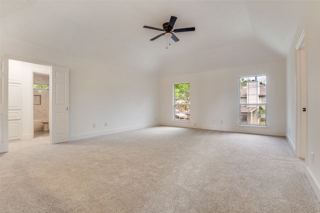 6215 Kingswood Drive, Arlington, TX 76001