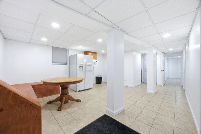 2720 Edina Boulevard, Zion, IL 60099