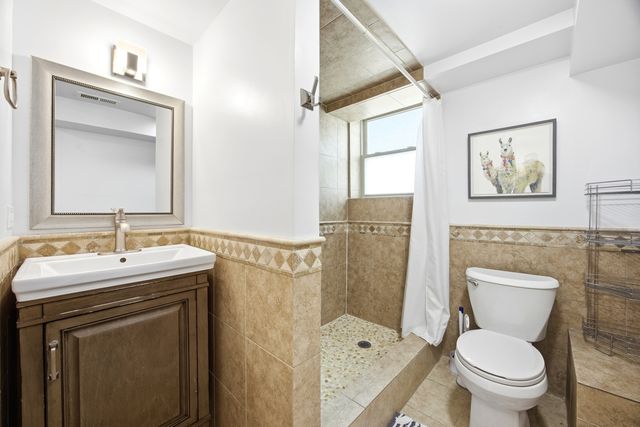 2720 Edina Boulevard, Zion, IL 60099