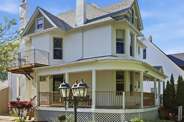 2720 Edina Boulevard, Zion, IL 60099