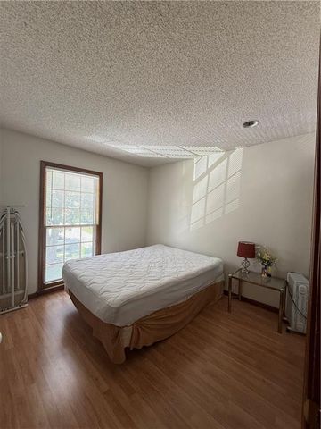 11201 W 114th Street, Overland Park, KS 66210