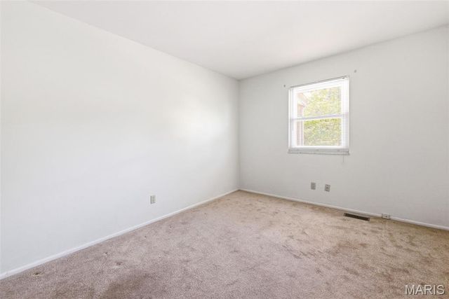 4733 Ambs Road, St Louis, MO 63128