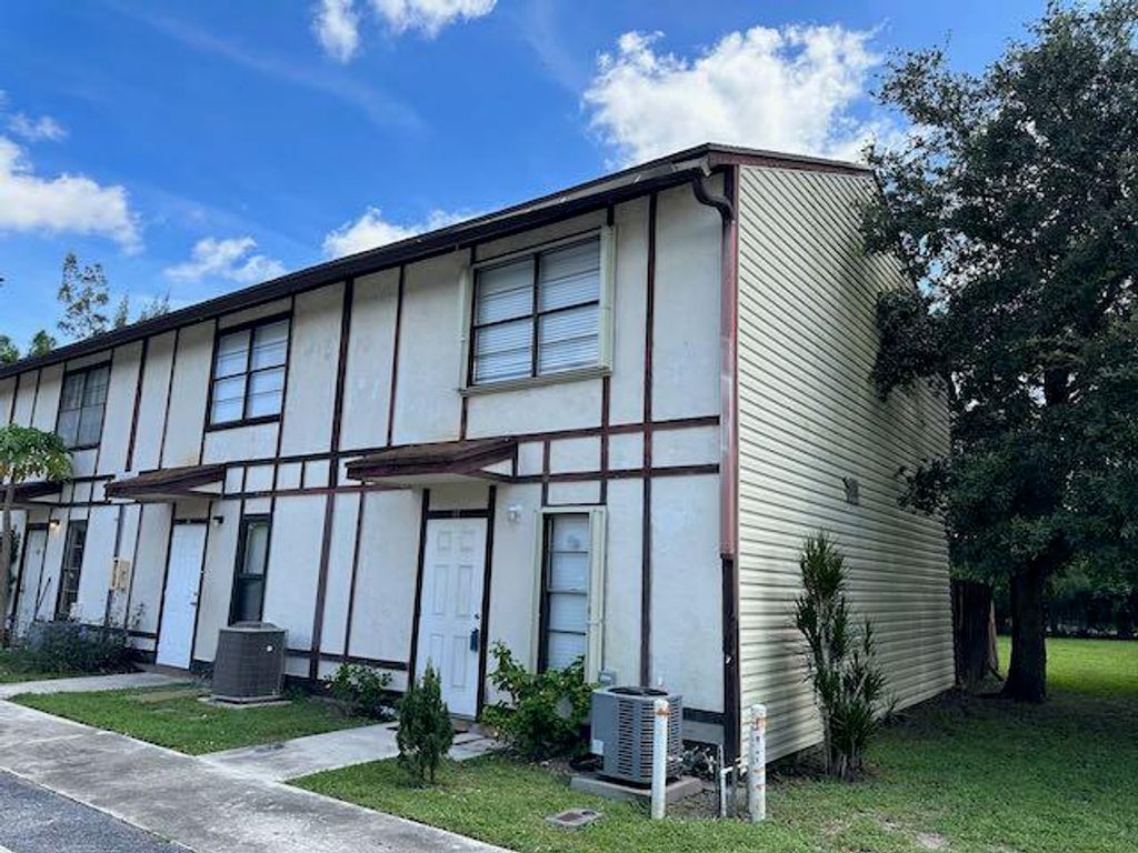 5153 Breckenridge Place 39, West Palm Beach, FL 33417