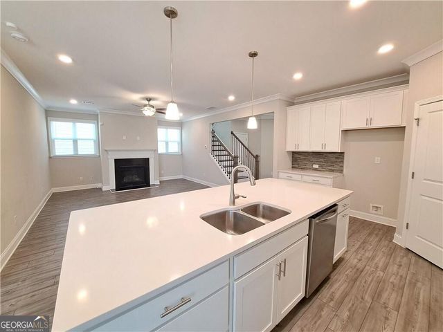 637 Stan Hope Lane, Suwanee, GA 30024