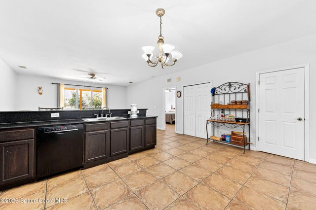 4021 Caparosa Circle, Melbourne, FL 32940