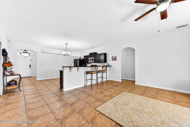 4021 Caparosa Circle, Melbourne, FL 32940