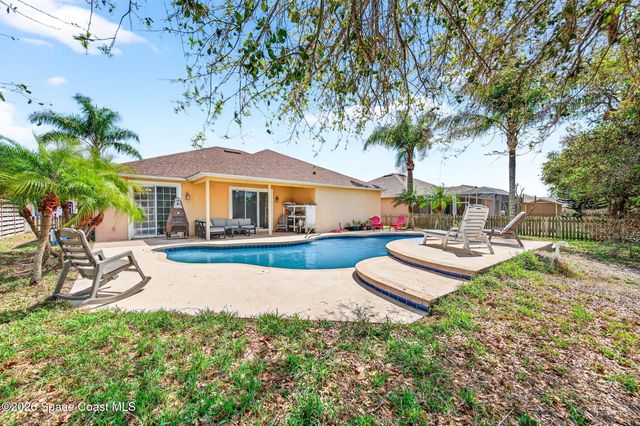 4021 Caparosa Circle, Melbourne, FL 32940