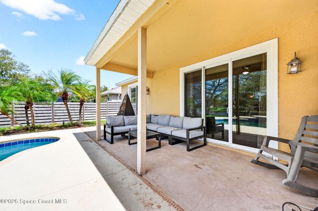 4021 Caparosa Circle, Melbourne, FL 32940