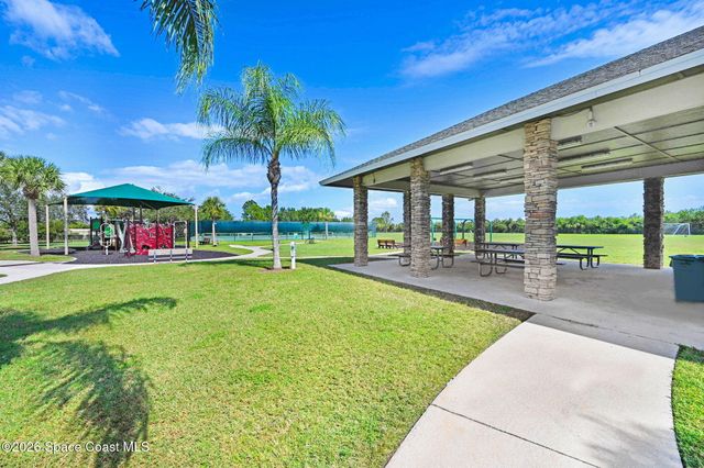 4021 Caparosa Circle, Melbourne, FL 32940