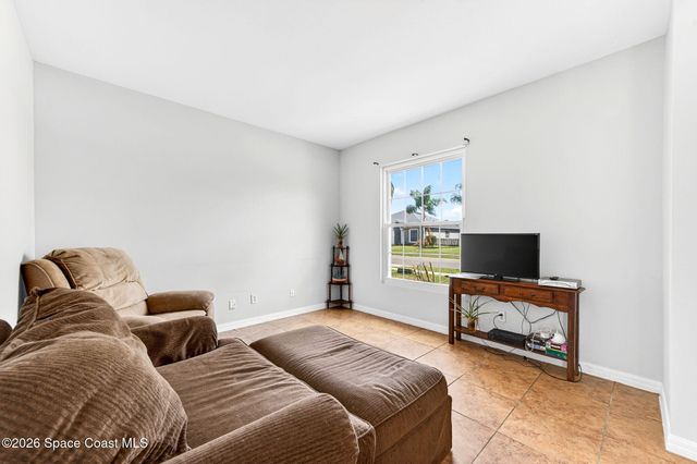 4021 Caparosa Circle, Melbourne, FL 32940