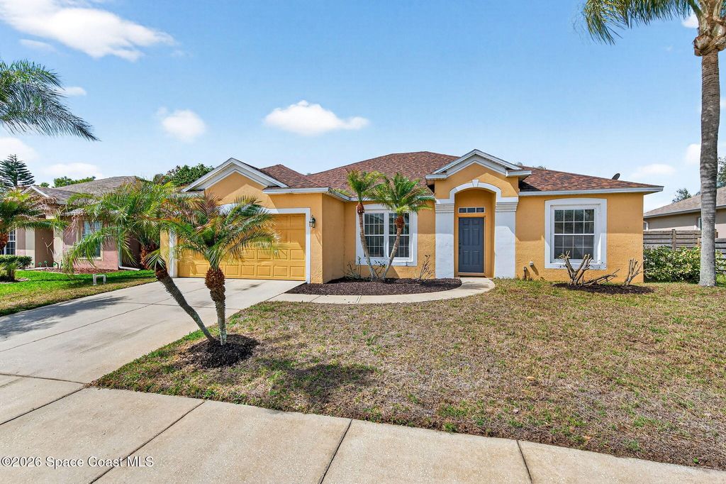4021 Caparosa Circle, Melbourne, FL 32940