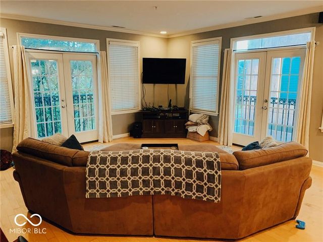 223 N New Jersey Street D, Indianapolis, IN 46204