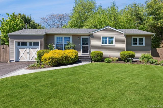 29 Superior Street, Port Jefferson Station, NY 11776