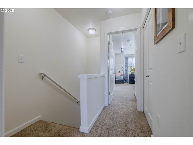 360 Nw 116TH Ave 102, Portland, OR 97229