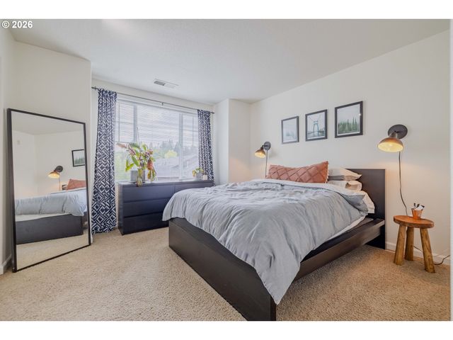 360 Nw 116TH Ave 102, Portland, OR 97229