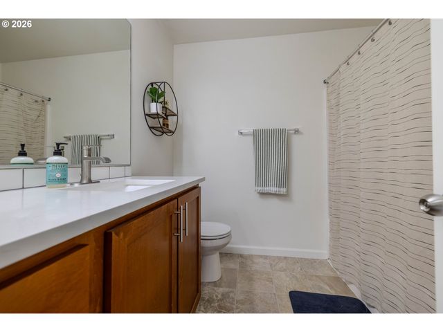 360 Nw 116TH Ave 102, Portland, OR 97229