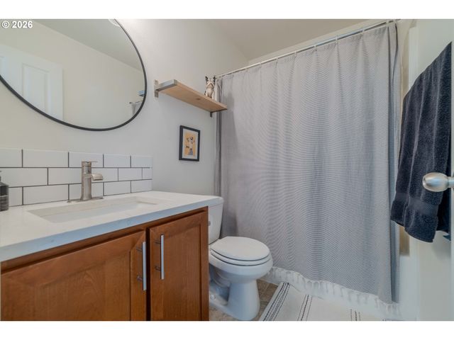 360 Nw 116TH Ave 102, Portland, OR 97229