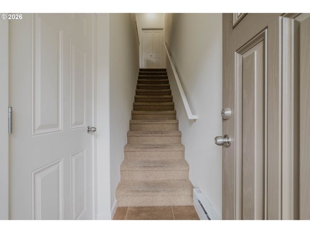 360 Nw 116TH Ave 102, Portland, OR 97229