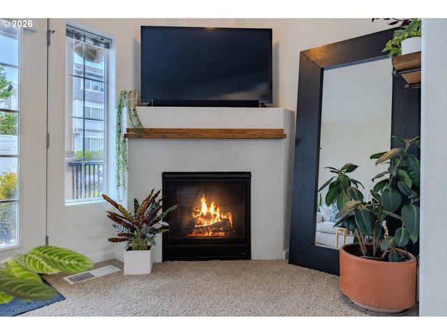 360 Nw 116TH Ave 102, Portland, OR 97229