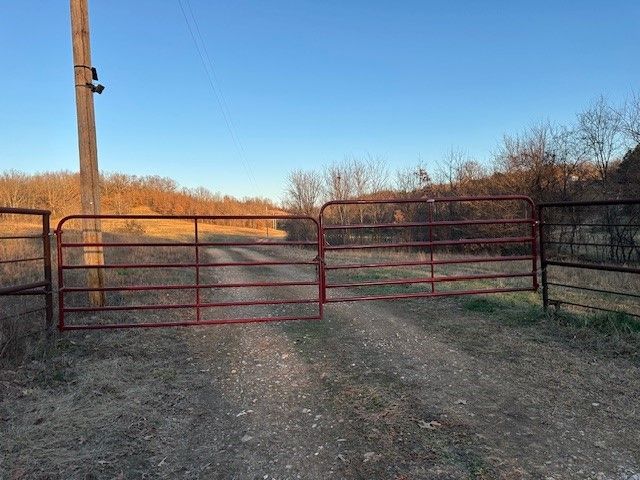 398 Donkey Trail, Everton, AR 72633