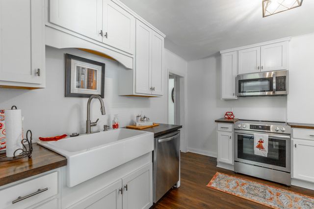 10061 Central Drive, Ooltewah, TN 37363