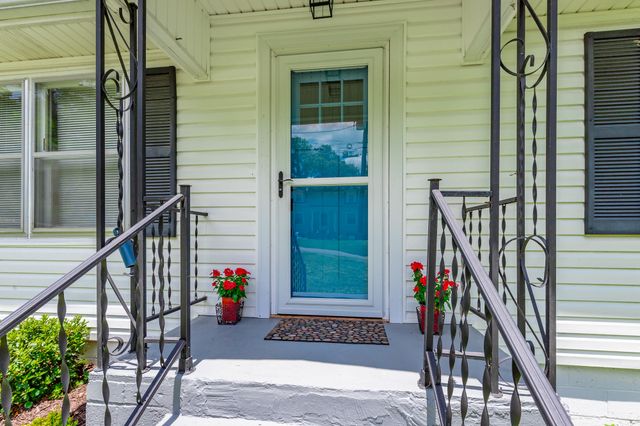 10061 Central Drive, Ooltewah, TN 37363