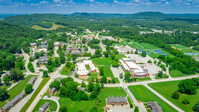 10061 Central Drive, Ooltewah, TN 37363