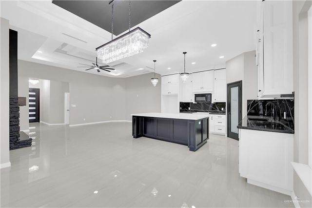 2221 Blue Sky Drive, Weslaco, TX 78599