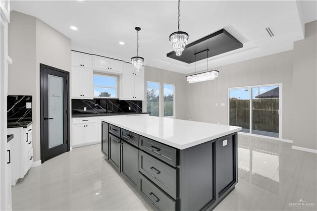 2221 Blue Sky Drive, Weslaco, TX 78599