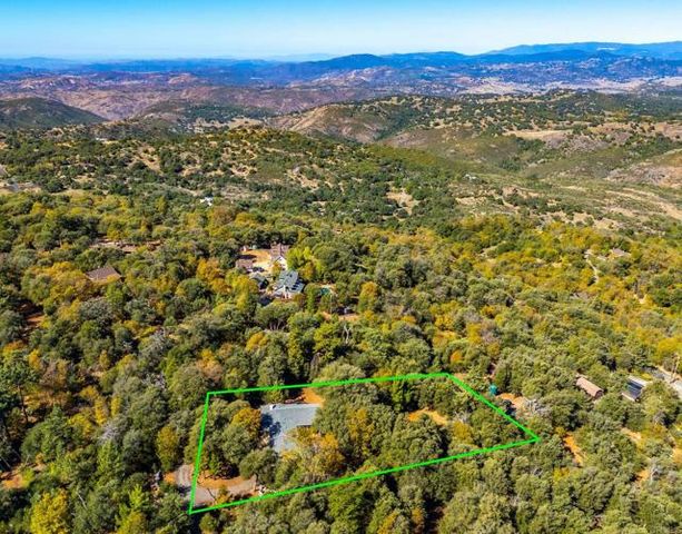 3102 Pera Alta Drive, Julian, CA 92036