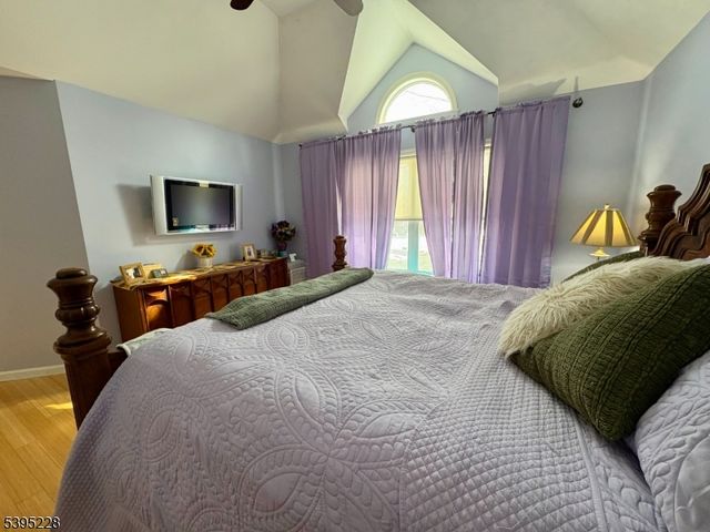 13 Witherwood Dr, Hardyston Twp., NJ 07419