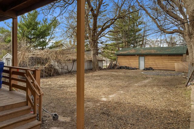 701 4th Street E, Saint Paul, MN 55106