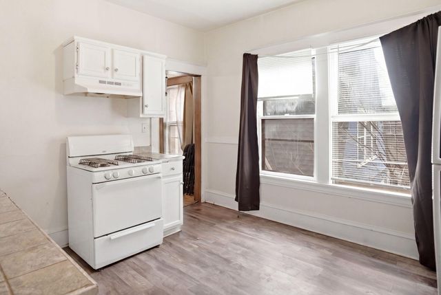 701 4th Street E, Saint Paul, MN 55106