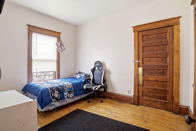 701 4th Street E, Saint Paul, MN 55106