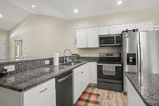 145 Black Harbor Dr., Conway, SC 29526