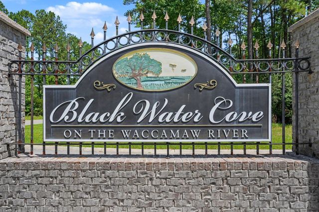 145 Black Harbor Dr., Conway, SC 29526