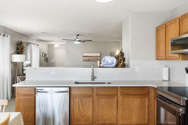 15 Tome Vista Drive, Los Lunas, NM 87031