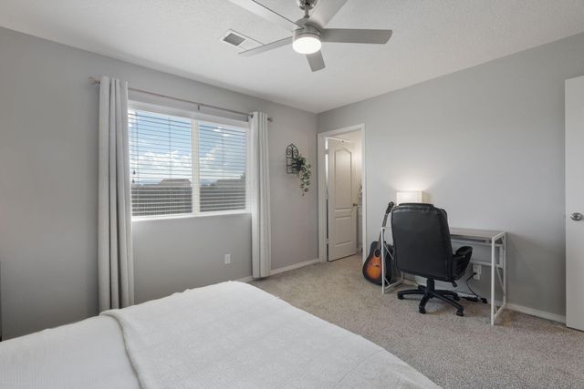 15 Tome Vista Drive, Los Lunas, NM 87031