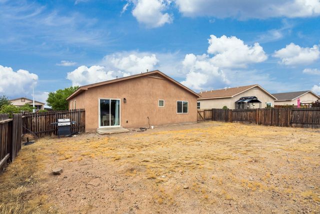 15 Tome Vista Drive, Los Lunas, NM 87031