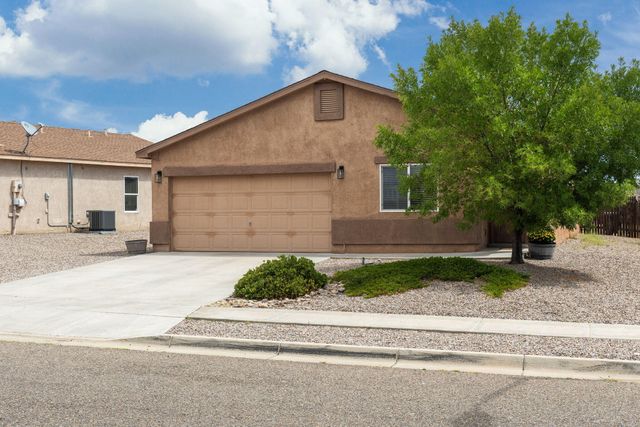 15 Tome Vista Drive, Los Lunas, NM 87031