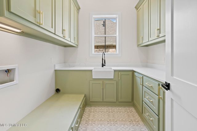 102 Venice Circle, Madison, MS 39110