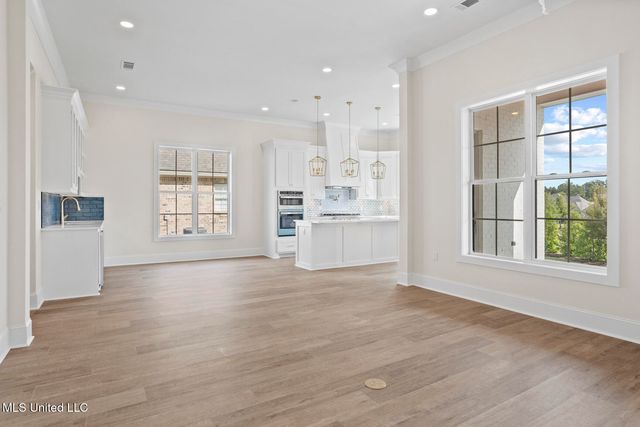 102 Venice Circle, Madison, MS 39110