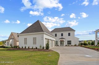 102 Venice Circle, Madison, MS 39110