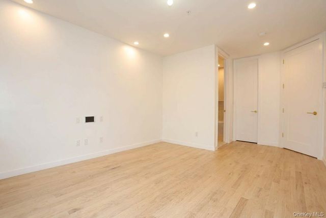 1 Hopal Lane 102, Monsey, NY 10952