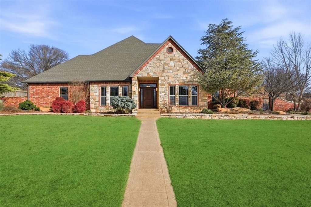 Image 1 of property listing at 1601 W E Avenue, Elk City, OK 73644