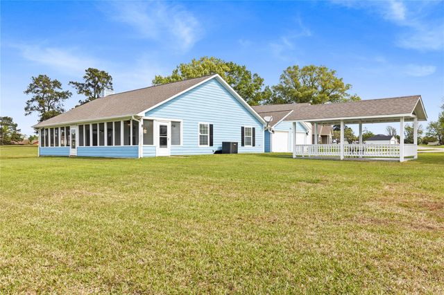 140 Meadowview Drive, Trinity, TX 75862