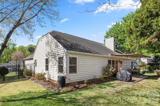209 Strawberry Knoll Drive, Fort Mill, SC 29715