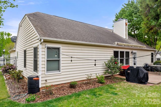 209 Strawberry Knoll Drive, Fort Mill, SC 29715
